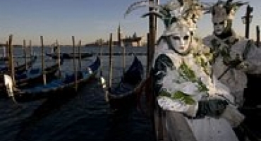 Тайните на венецианския карнавал....